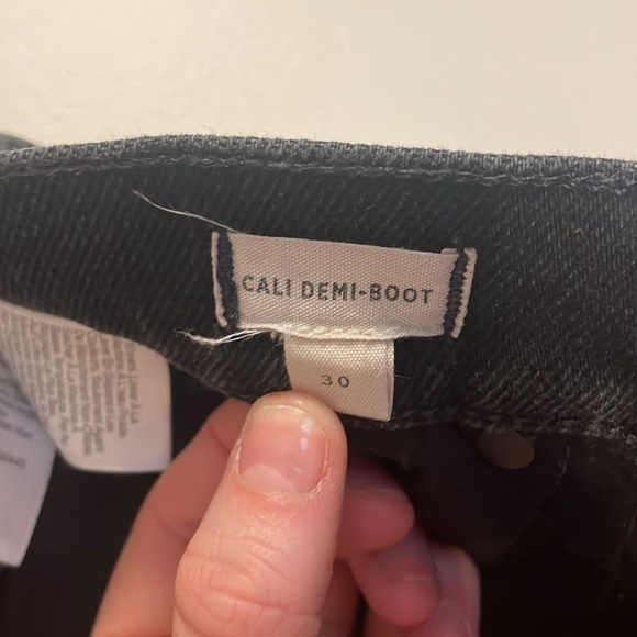 Madewell Cali Demi-Boot Jeans Chewed-Hem Edition - Picture 7 of 14